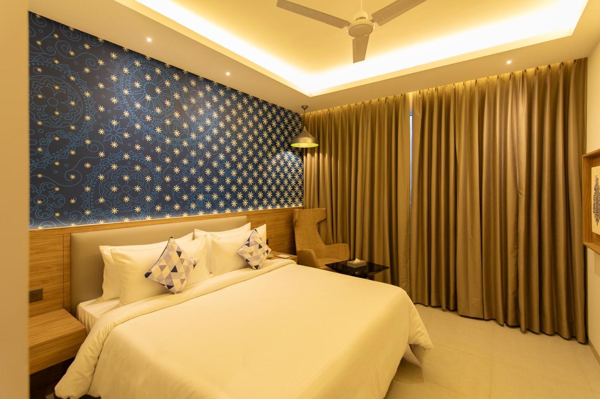 Hometel Alambagh Lucknow - A Sarovar Hotel Экстерьер фото
